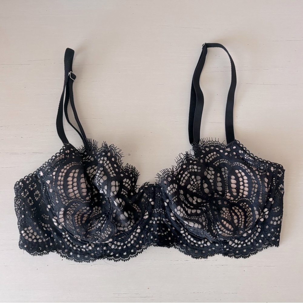 NWOT Victoria’s secret dream angels black lace push up without padding bra
